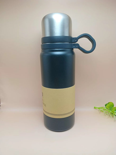 800ml Stainless Steel Vacuum Flask – Double Wall Insulated Thermos Water Bottle for Hot & Cold Drinks (12-24 Hours) with Carrying Handle