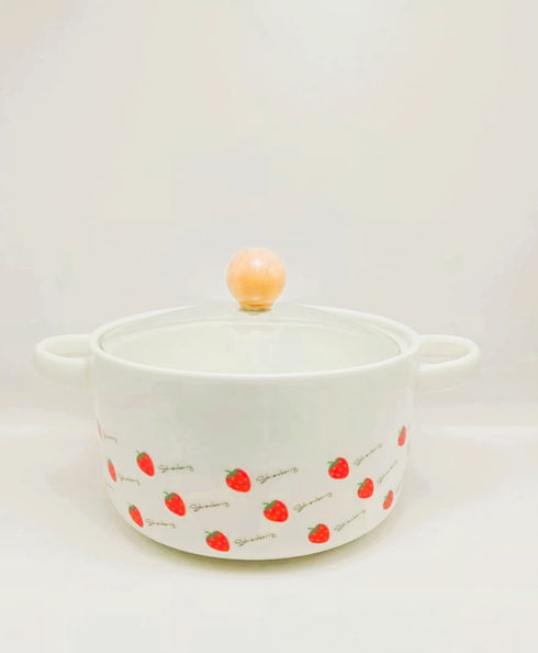 π Kawaii Strawberry Ceramic Soup & Noodle Bowl with Glass Lid