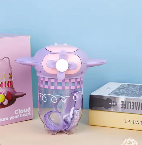 Kawaii-style airplane-shaped water bottle