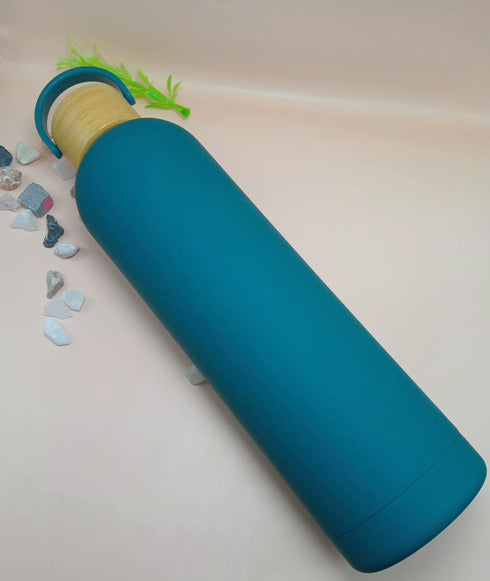 Matte Soft-Touch Vacuum Insulated Stainless Steel Water Bottle - 750ml